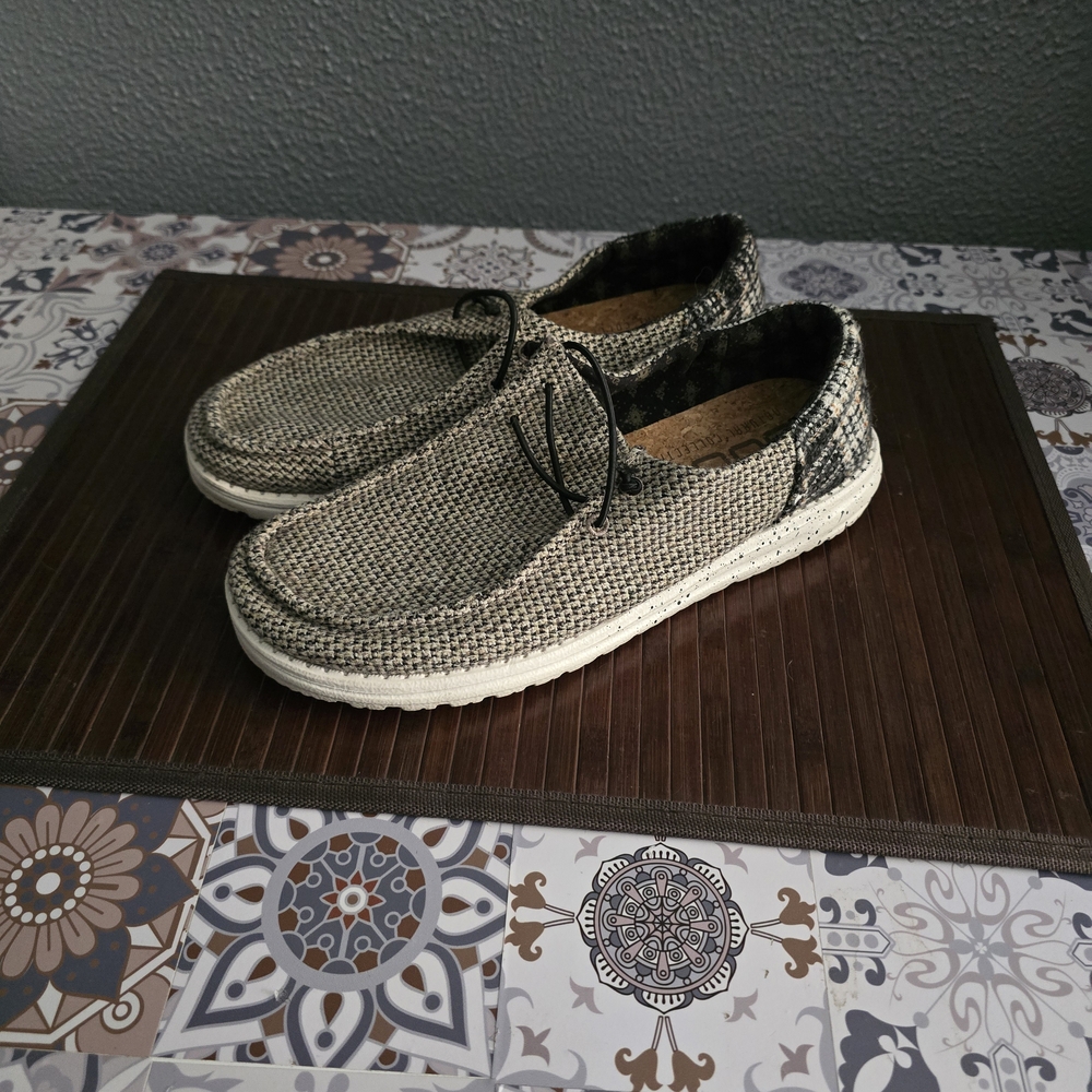 Heydude Women's Shoes in Brown and Tan